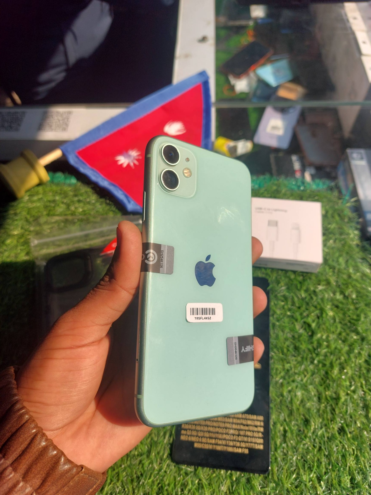 Iphone 11 128 GB 100 BH battery changed 27500