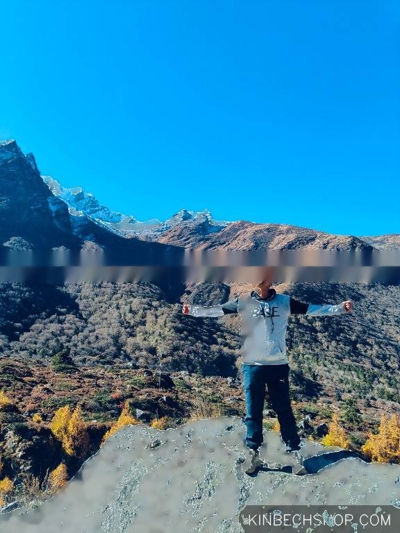 Vivo v60e 5g (8/128) latest 200mp 6500mAh btry viv