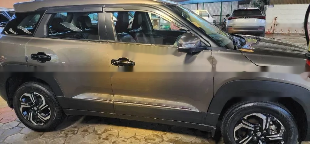 Suzuki Brezza ZXI+ [smart hybrid]